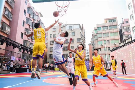 助力社区篮球文化推广 NBA-咪咕联名公益球场在厦门落地