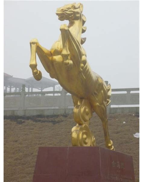 玻璃钢马广场动物雕塑-长春树脂雕塑马制作厂-长春展会服务-长春分类265网