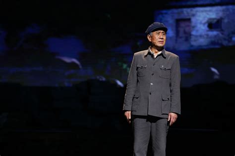 《庐山恋》男主郭凯敏首次执导舞台剧，原来他对舞台的爱这么深！_北京日报网