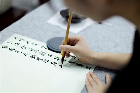 硬笔书法班课程介绍海报-比格设计