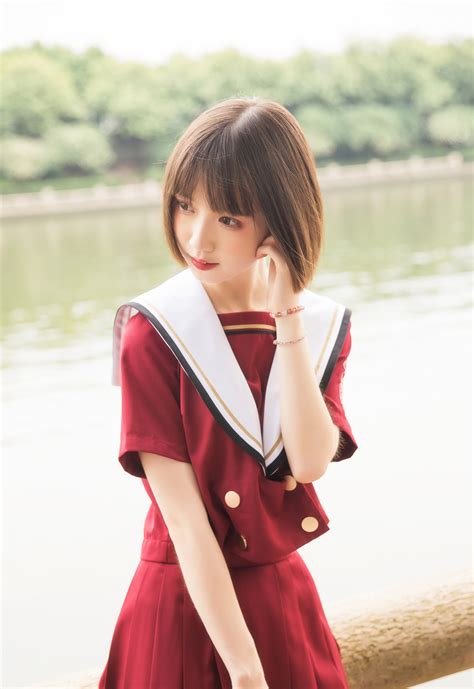 ins上一位超级可爱的日本小姐姐的日常穿搭合集……|日本_新浪新闻