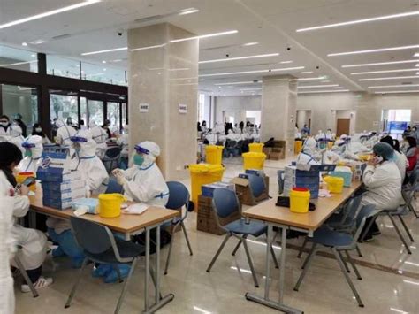 上海各大医疗机构今开展全院全员核酸检测工作