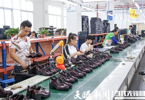 鞋厂各岗位分布,鞋厂,鞋厂工人(第2页)_大山谷图库