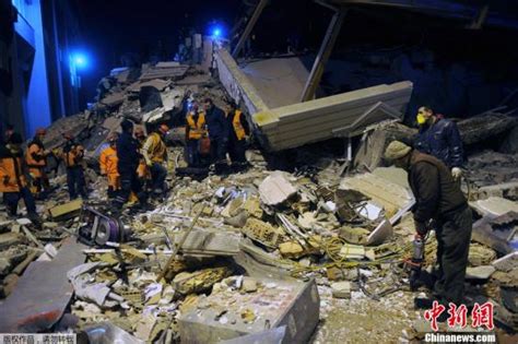 土耳其东部地震所造成死亡人数上升到40人(图) 国际新闻 烟台新闻网 胶东在线 国家批准的重点新闻网站