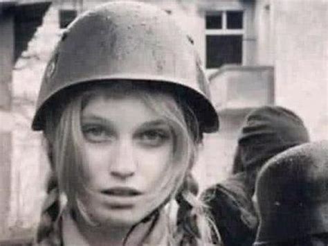 真实二战老照片：颜值极高的女战士，被剃光头游街示众的法国女人|二战|士兵|法国_新浪新闻