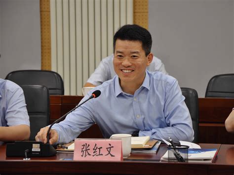 拟任县委书记公示期 2老板3次实名“诬告陷害”他_凤凰网