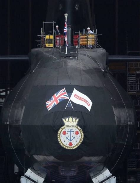 五毒俱全的英国核潜艇又出事，30名水兵被感染，原因令人直呼羞耻_凤凰网视频_凤凰网