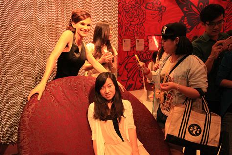 杜莎夫人蜡像馆 （上海） - 成功案例 - 上海昊翱展览展示服务有限公司