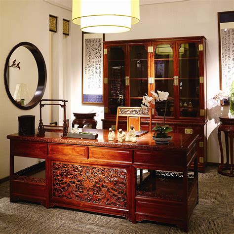戴为红木家具·爵典家居 中式（新中式）书房红木雕花书桌椅/办公桌家具 - 逛蠡口
