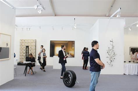 成都，中国当代艺术交易平台的第四个选项？ | Hi艺术 - 当代艺术资讯专家 | 专题 | 话题