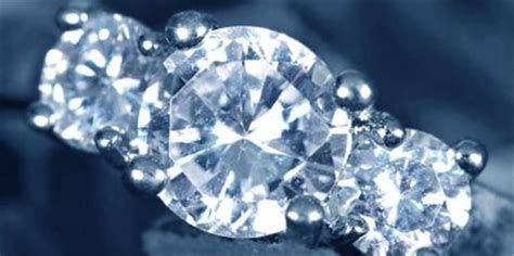 秒懂钻石大小，钻石尺寸大小对比！_腾讯视频