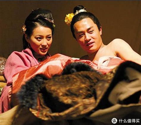 甘婷婷回忆：当年和杜淳饰演的西门庆的一场“吻脚戏”__财经头条