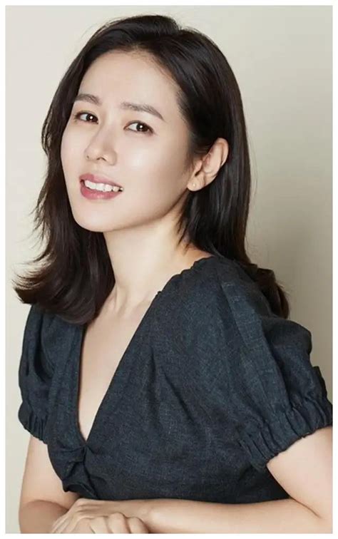 孙艺珍在韩国女演员中长相和演技分别是什么水平？ - 知乎