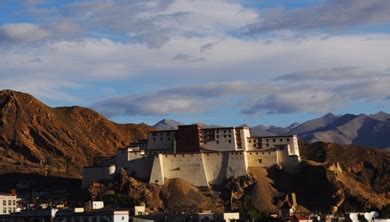 【后藏重镇日喀则摄影图片】日喀则地区风光摄影_阳光灿烂_太平洋电脑网摄影部落