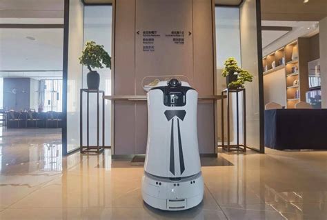 酒店配送机器人_智能送物机器人_深圳市云智星科技有限公司