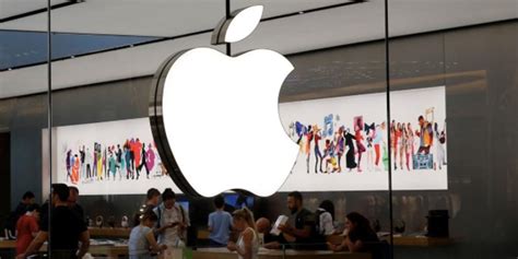 苹果公司遭欧盟指控垄断支付系统 或面临逾2800亿罚款 - 香港法治报
