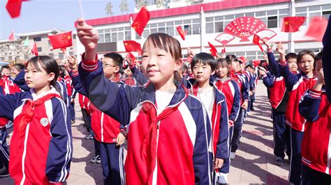 迎接“世界水日”，郑州市惠济区艺术小学举行主题升旗仪式-大河新闻