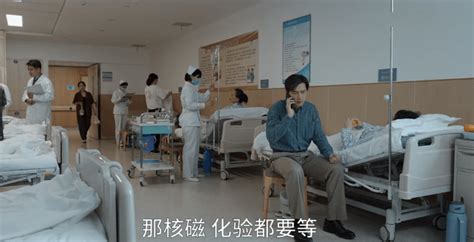 孤独老年病患住院休息高清图片下载-正版图片502505246-摄图网