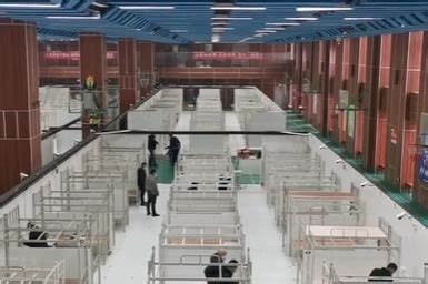 吉林市搭建中的三座方舱医院_凤凰网视频_凤凰网
