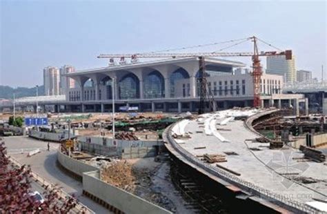 2023哈尔滨火车站-前广场游玩攻略,火车站北广场，这里有教堂和... 【去哪儿攻略】