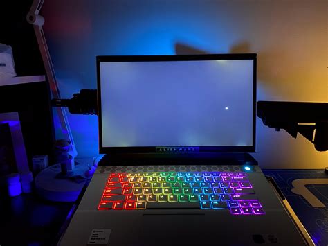 小米笔记本电脑黑屏，开不了机，电源灯是亮的，什么情况? - 知乎