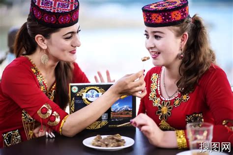 新疆，海边，沙滩，新疆哈萨克族女孩，少数 - 搜图网_正版商业图片素材交易平台