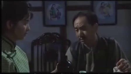 四川电视剧《王保长歪传》：潘驼背讲结婚后的事情，王保长听呆了_腾讯视频