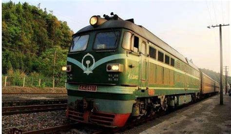 从绿皮火车到复兴号 一组图片看懂中国火车进化史_四川在线