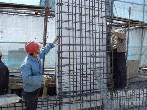 建筑工程FS外墙保温板施工工法(附图)-节能保温-筑龙建筑施工论坛