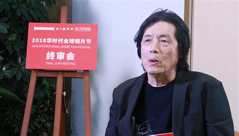 【专访】导演李沧东：电影让我们回望生活、反思现实，并对此间的意义进行提问|界面新闻 · 娱乐