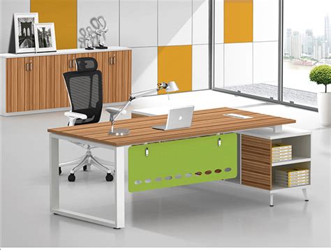 现代简约高隔断办公桌，款式新颖，个性化定制就在福冠上海办公家具公司