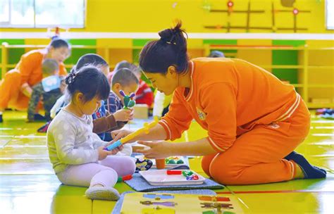 周到上海APP：为托班幼儿提供高质量专业照顾，上海打造幼儿托育从业人员培训“上海模式”