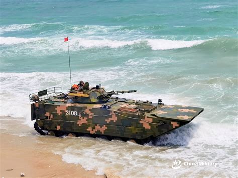 威龙63000 1/72中国ZBL-09式轮式步兵战车 朱日和迷彩成品|炮塔|威龙|模型_新浪新闻