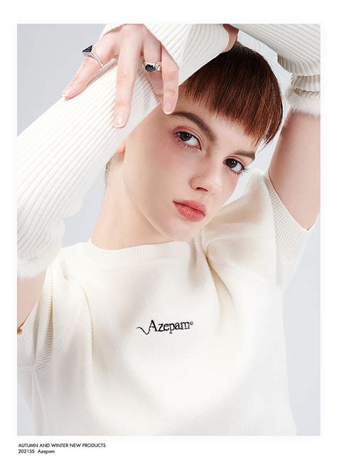 日着设计师品牌女装2022年冬季新款 高级感上衣小众打底衫长袖t恤-淘宝网