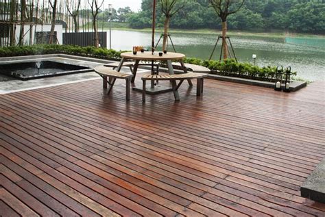 花园阳台地板自铺防腐木地板户外板材露台拼接庭院装饰地面铺设-阿里巴巴