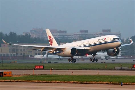 海南航空首架A350圆满完成首航（图）-中国民航网