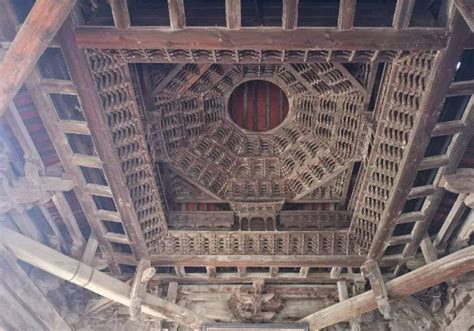 中国古建筑屋顶的特殊样式——攒尖顶，建筑独特，别样壮观