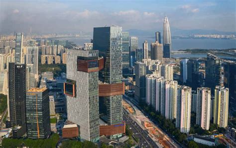 【工程】OPPO深圳总部，700亿巨资打造200米高“太空”建筑_塔楼