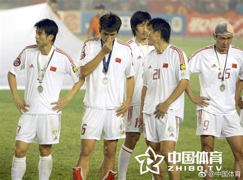 好怀念90年代足球小将 巅峰时候范志毅还是亚洲足球先生|范志毅|巅峰|国安_新浪新闻