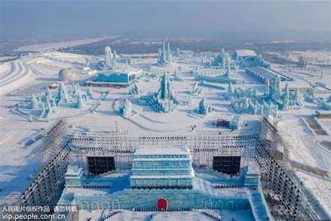 哈尔滨冰雪大世界高清图片下载-正版图片500671530-摄图网
