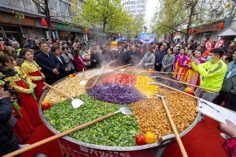 吉林集安：第二届高丽火盆美食大赛举行-人民图片网