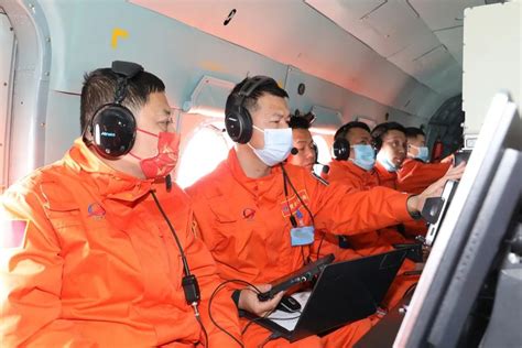 着陆场系统演练搜救神舟九号返回舱_中国载人航天官方网站