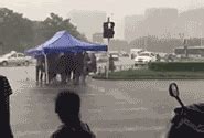 北京要下大雨 别慌！安利一个没带伞但走路不淋雨的教程|安利 ...