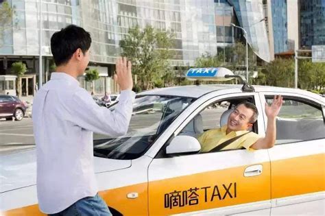为啥每个出租车司机，都要跟你聊天？_风闻