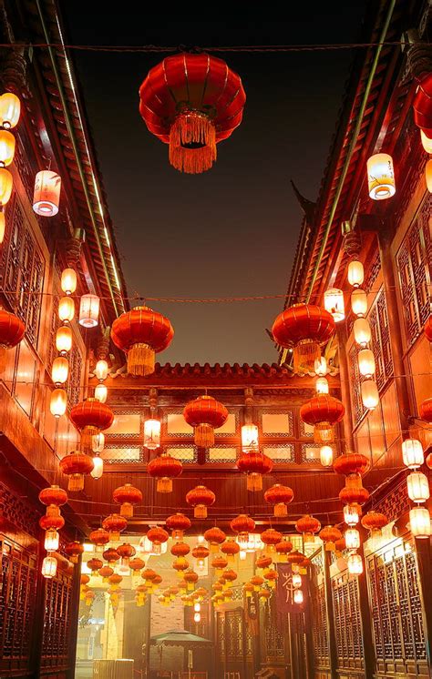 中国风新年红灯笼古镇海报背景设计模板素材