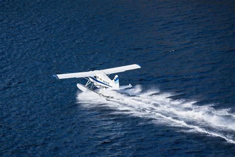 GOPRO水上遥控飞机趣味飞行体验_影视工业网-幕后英雄APP
