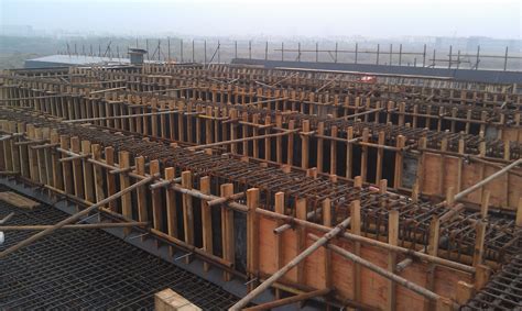水泥浇筑成型固定钢模板模具厂家供应各种组合建筑施工不锈钢模板-阿里巴巴