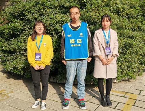长江大学外国语学院志愿者助力2019年荆州国际马拉松口译工作-长江大学外国语学院欢迎您！