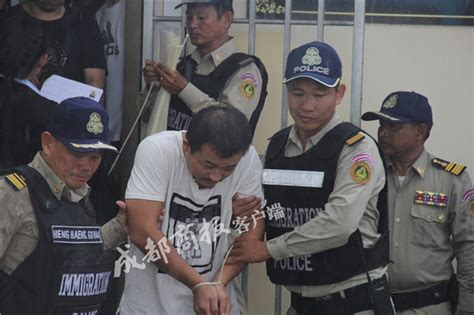 63名电信诈骗犯罪嫌疑人从柬埔寨押解回国-新闻中心-南海网