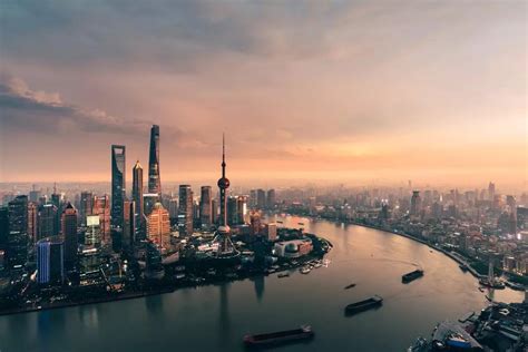 城事 _ 【新时代新作为新篇章】上海首创“中国版”全球城市营商环境评价体系
